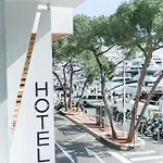 מלון Boutique Miramar 3*